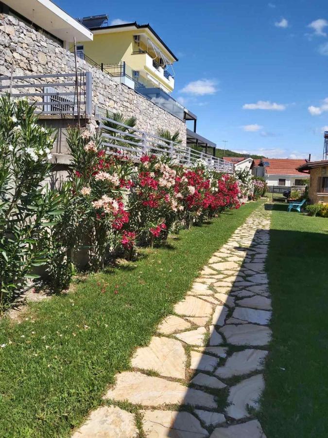 Apartments And Villas Janev Dojran Exterior photo