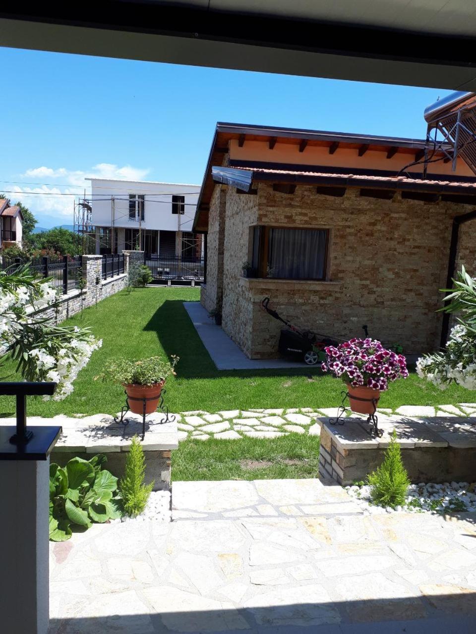 Apartments And Villas Janev Dojran Exterior photo