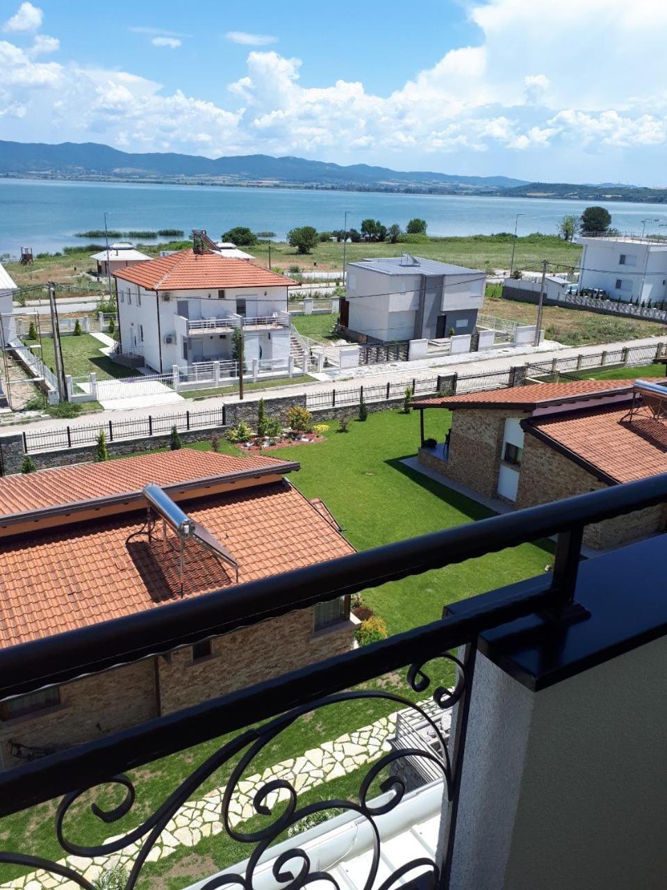 Apartments And Villas Janev Dojran Exterior photo