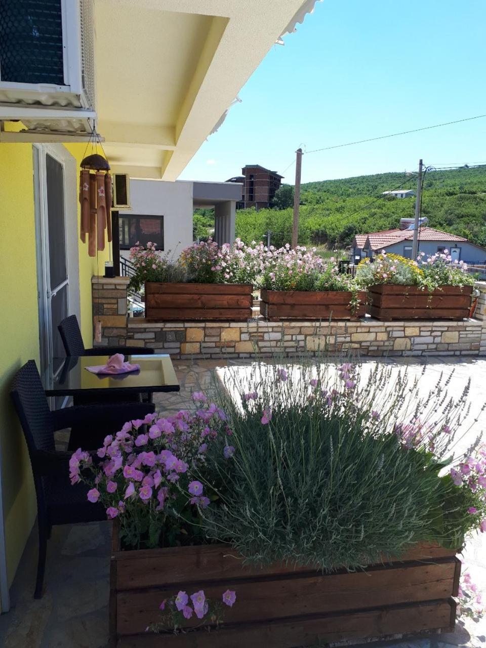 Apartments And Villas Janev Dojran Exterior photo
